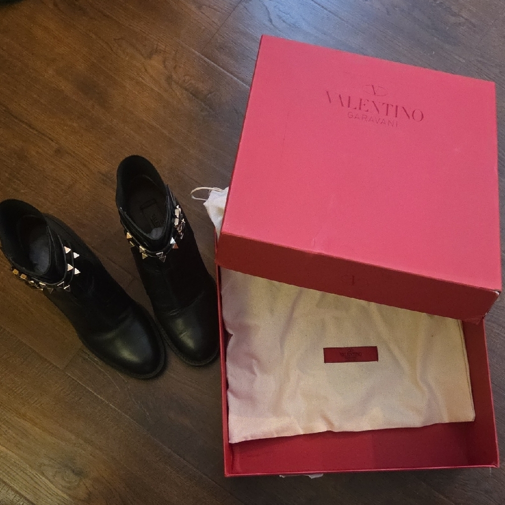Valentino Black Ankle Boots with Gold Studs - Picture 4 of 9